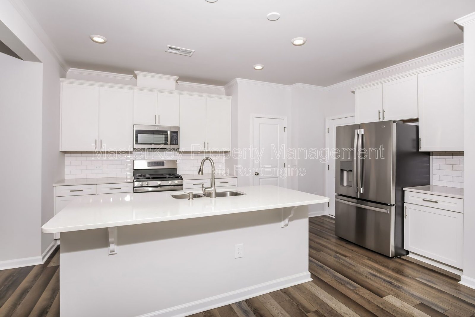 Spacious 3 Bedroom Townhouse in Raleigh! property image