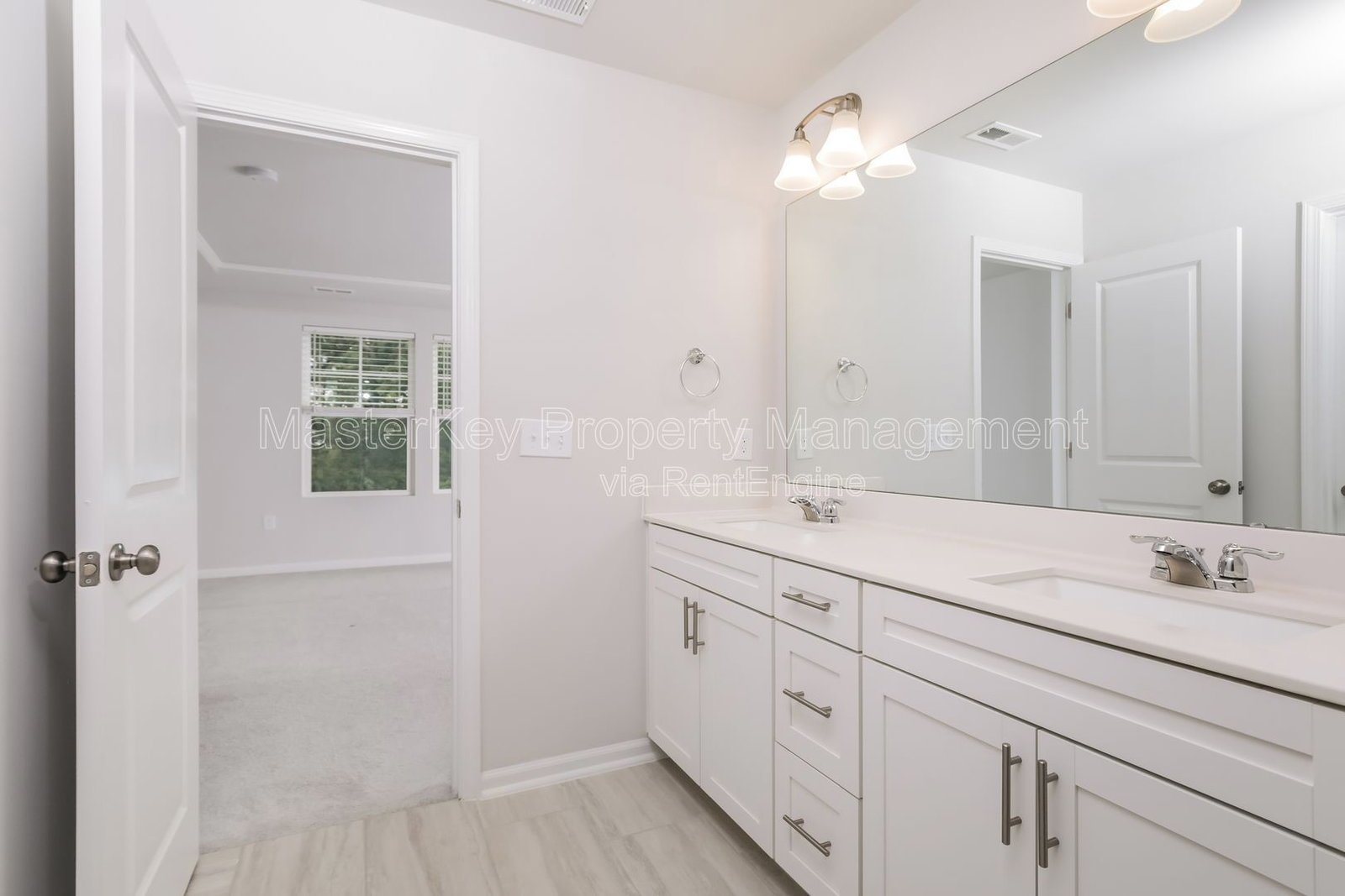 Spacious 3 Bedroom Townhouse in Raleigh! property image