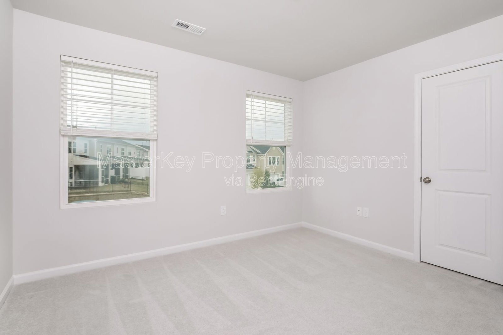 Spacious 3 Bedroom Townhouse in Raleigh! property image