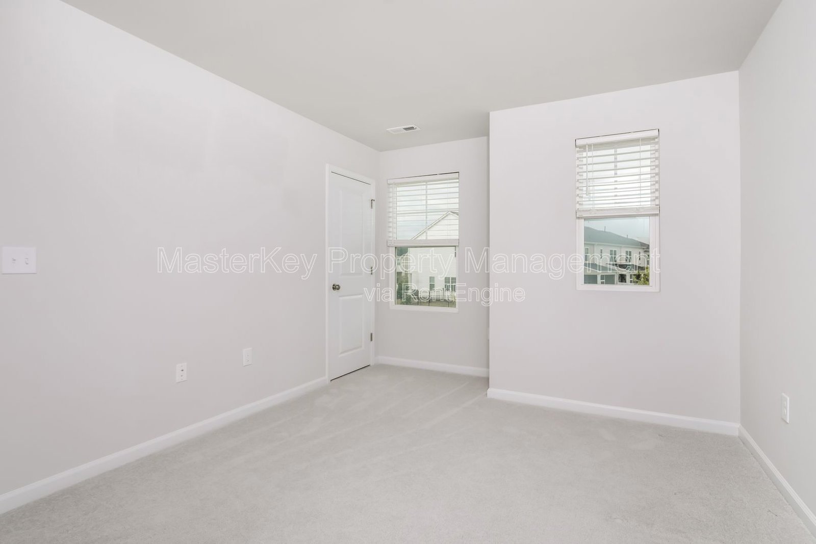 Spacious 3 Bedroom Townhouse in Raleigh! property image