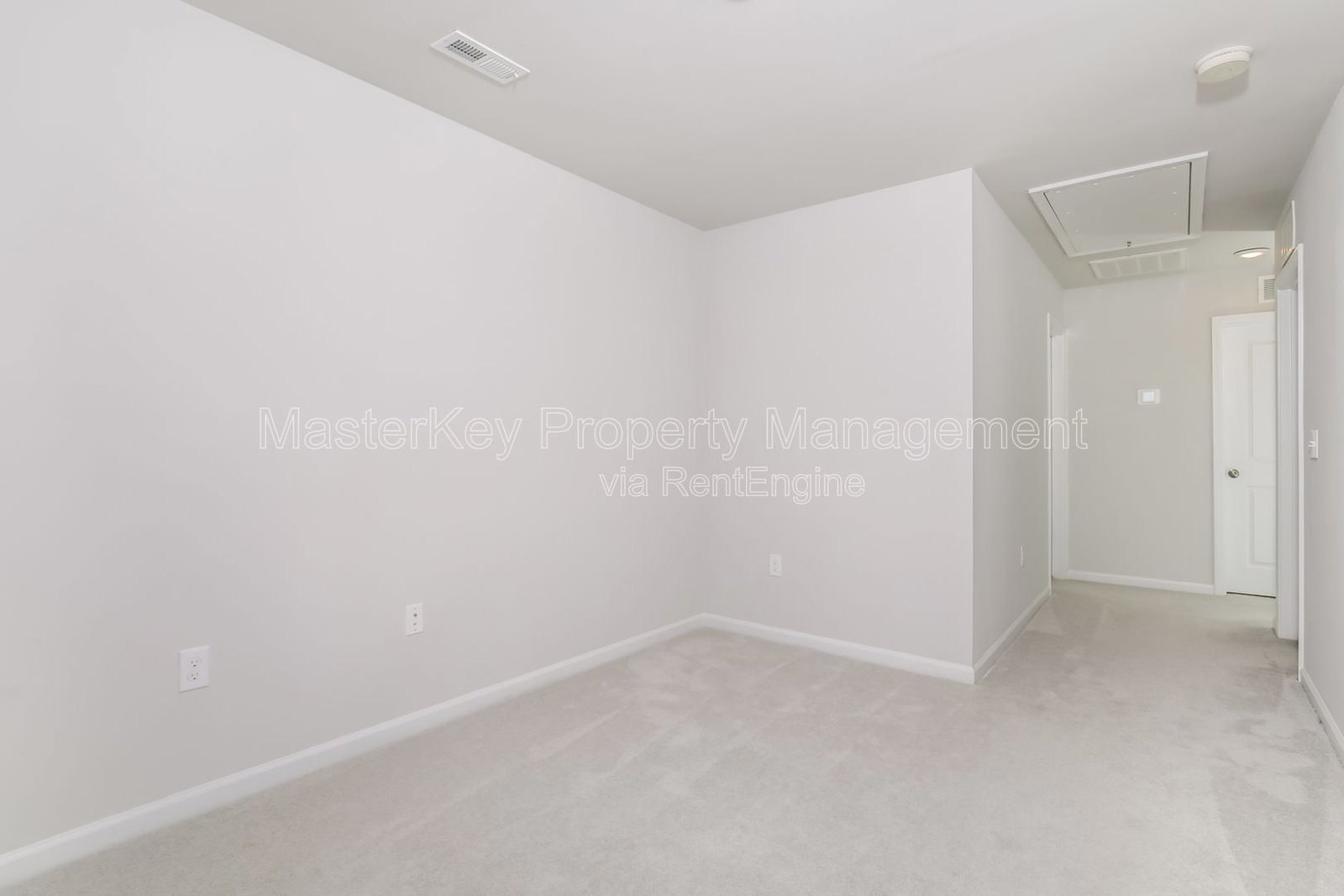 Spacious 3 Bedroom Townhouse in Raleigh! property image
