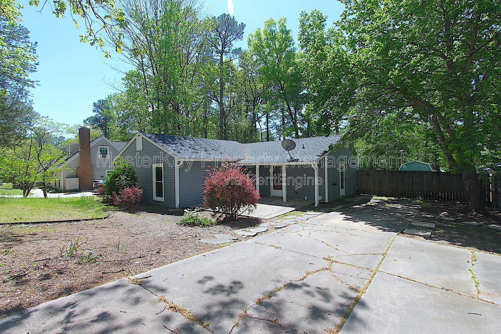 Spacious 3 Bedroom Single Family Located In Cary NC!!! property image