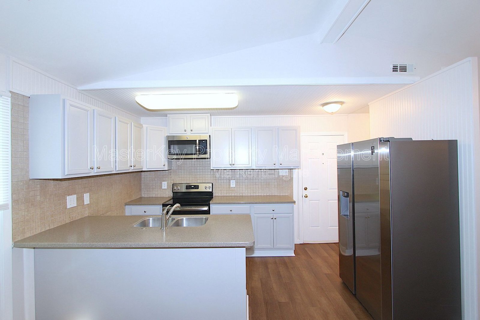 Spacious 3 Bedroom Single Family Located In Cary NC!!! property image