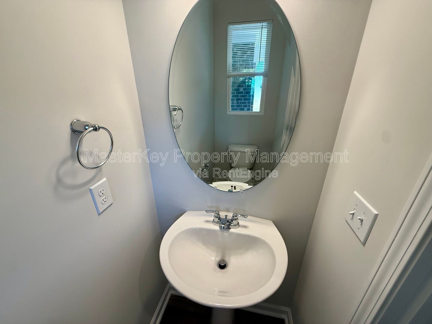Modern 3-Bedroom, 2.5 Bathroom Townhome in Pittsboro, NC property image