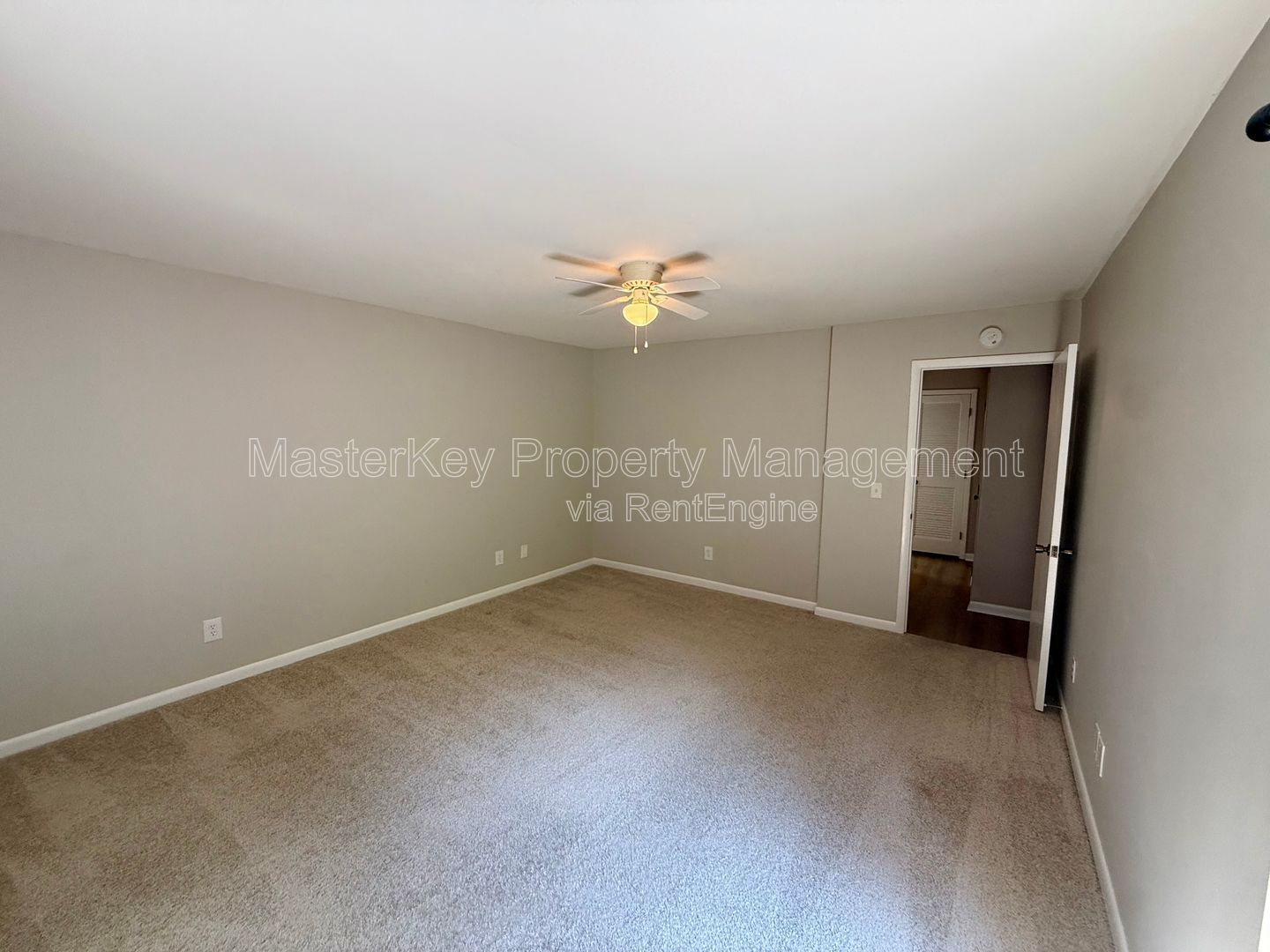 Inviting 3-Bedroom, 2.5 Bathroom Townhome in Chapel Hill, NC property image