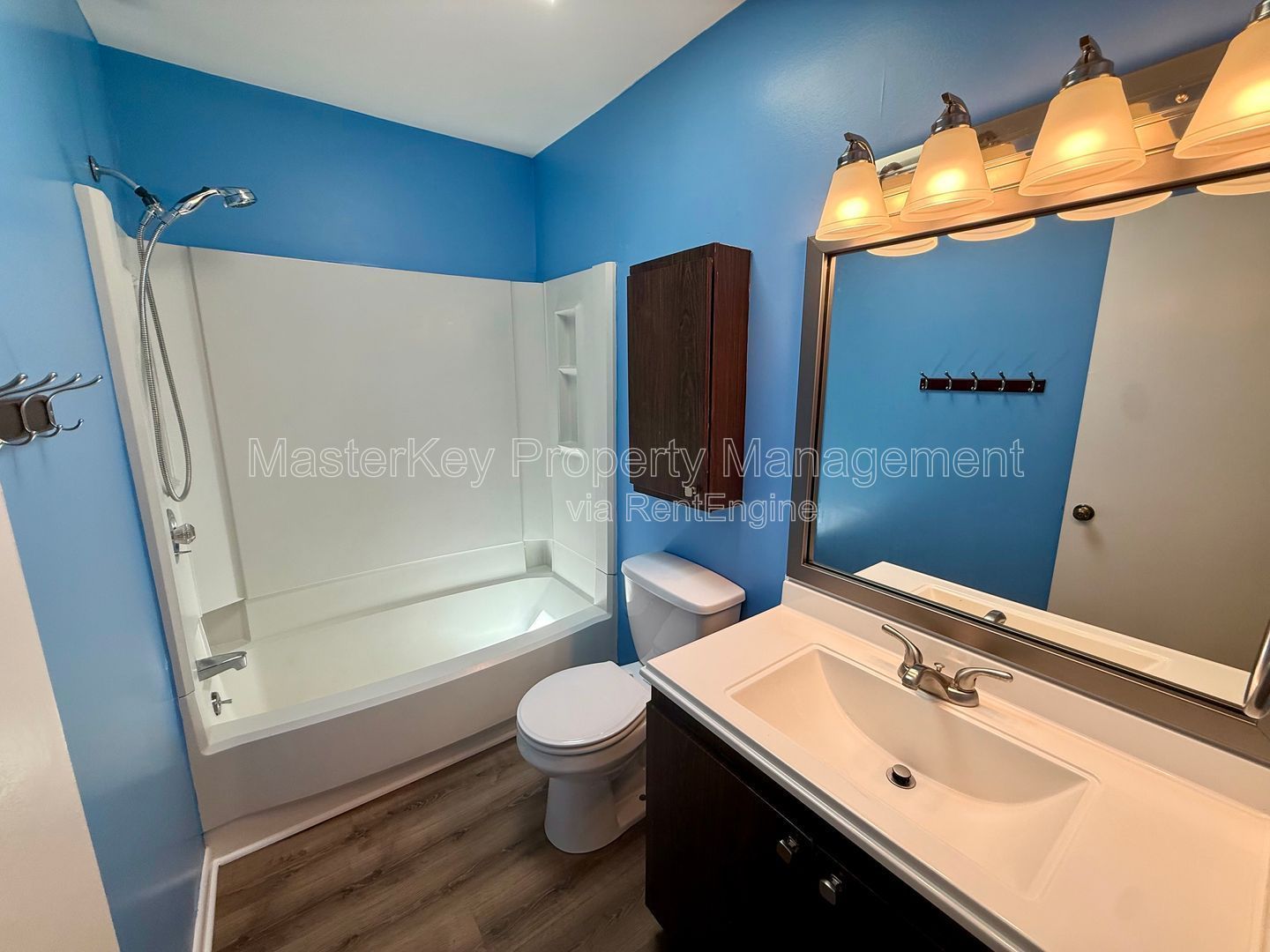 Inviting 3-Bedroom, 2.5 Bathroom Townhome in Chapel Hill, NC property image