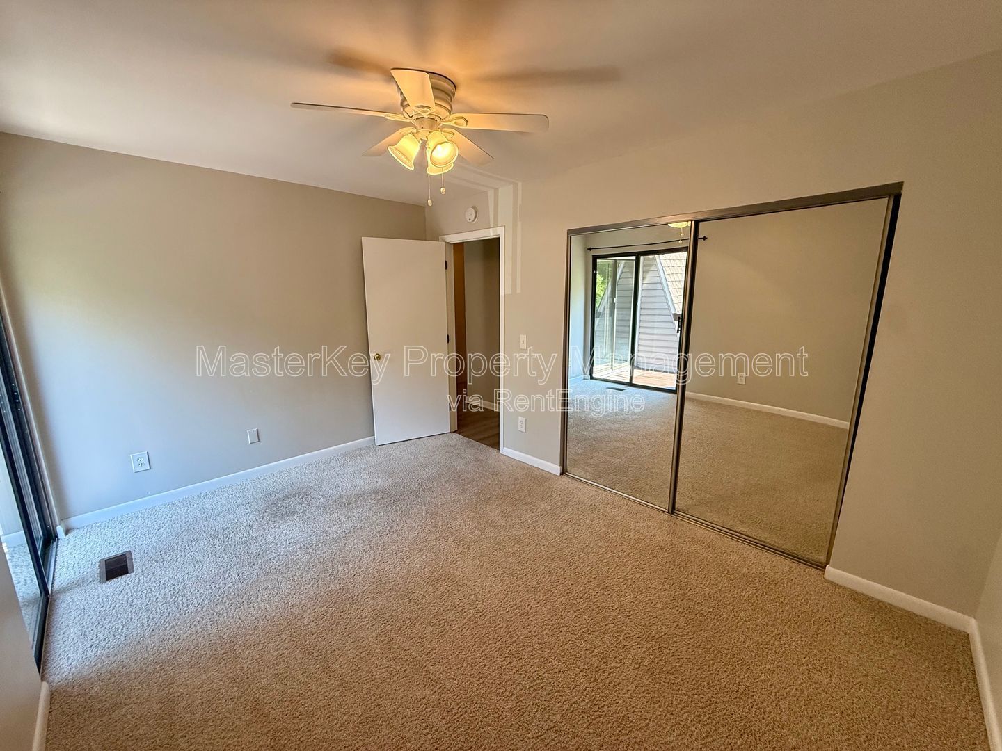 Inviting 3-Bedroom, 2.5 Bathroom Townhome in Chapel Hill, NC property image