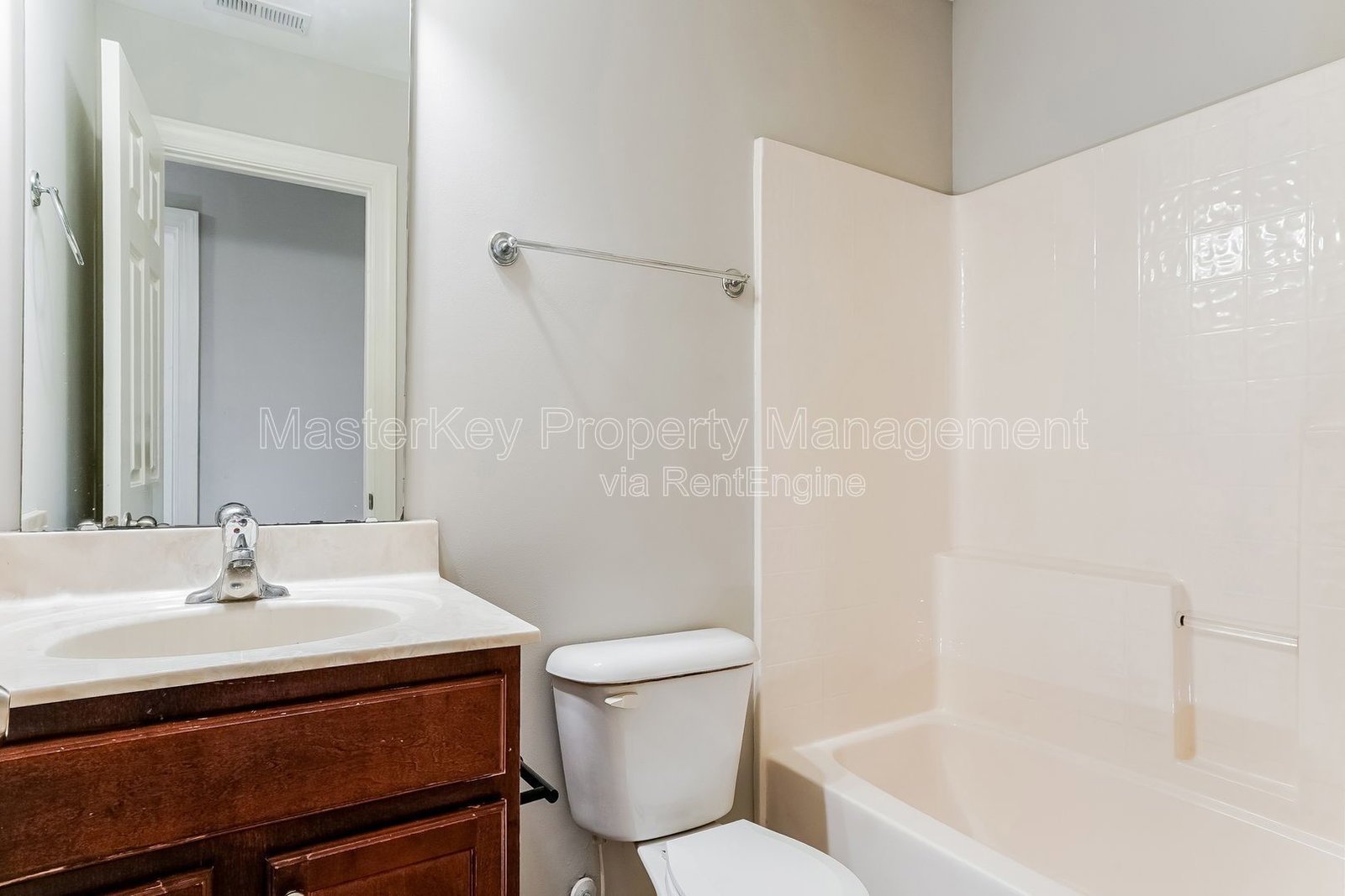 Refreshing 4-Bedroom, 2.5 Bathroom Single-Family in Holly Springs, NC property image