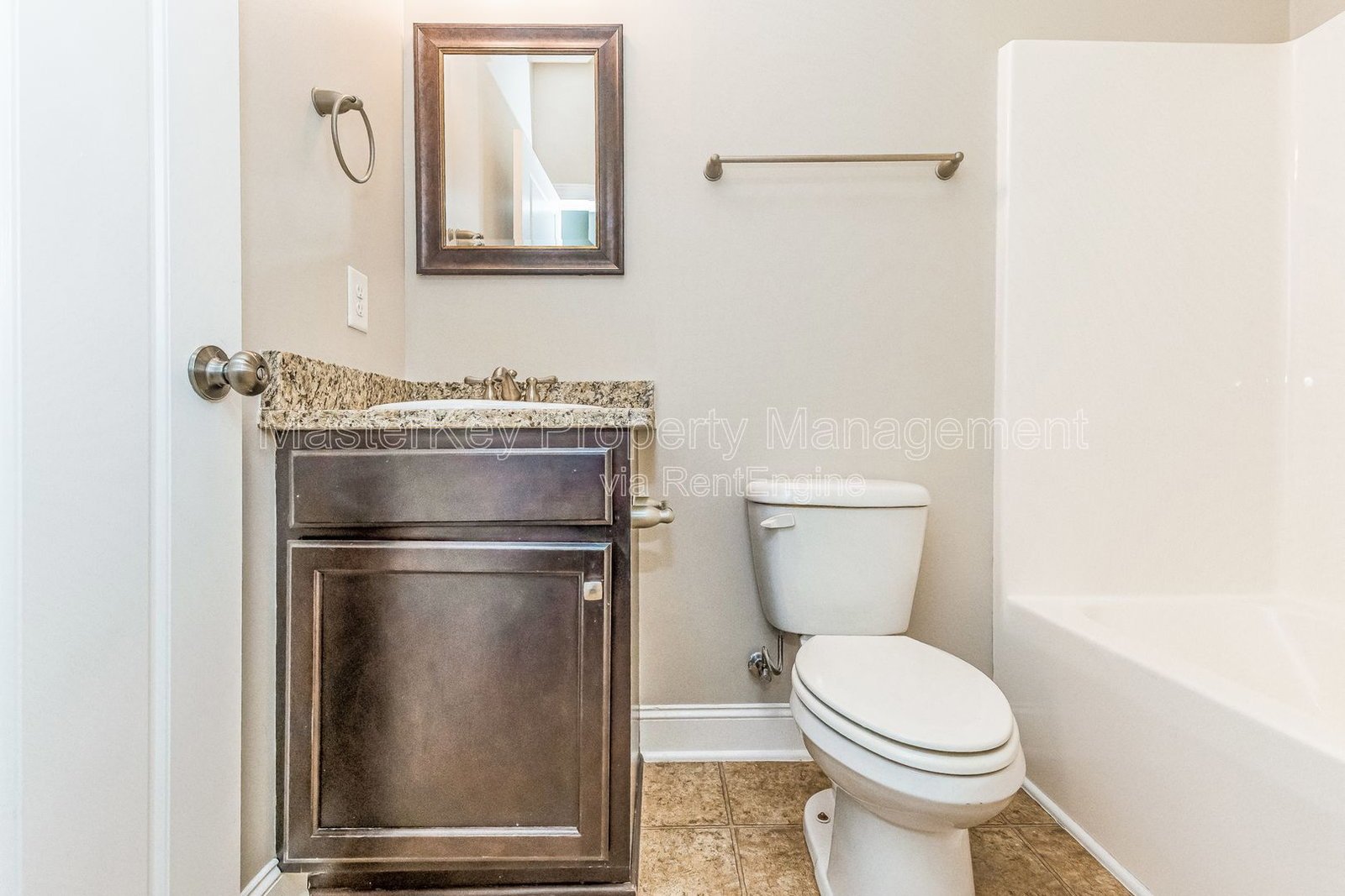 Spacious 2 Bedroom Townhome Located In Raleigh NC!!! property image