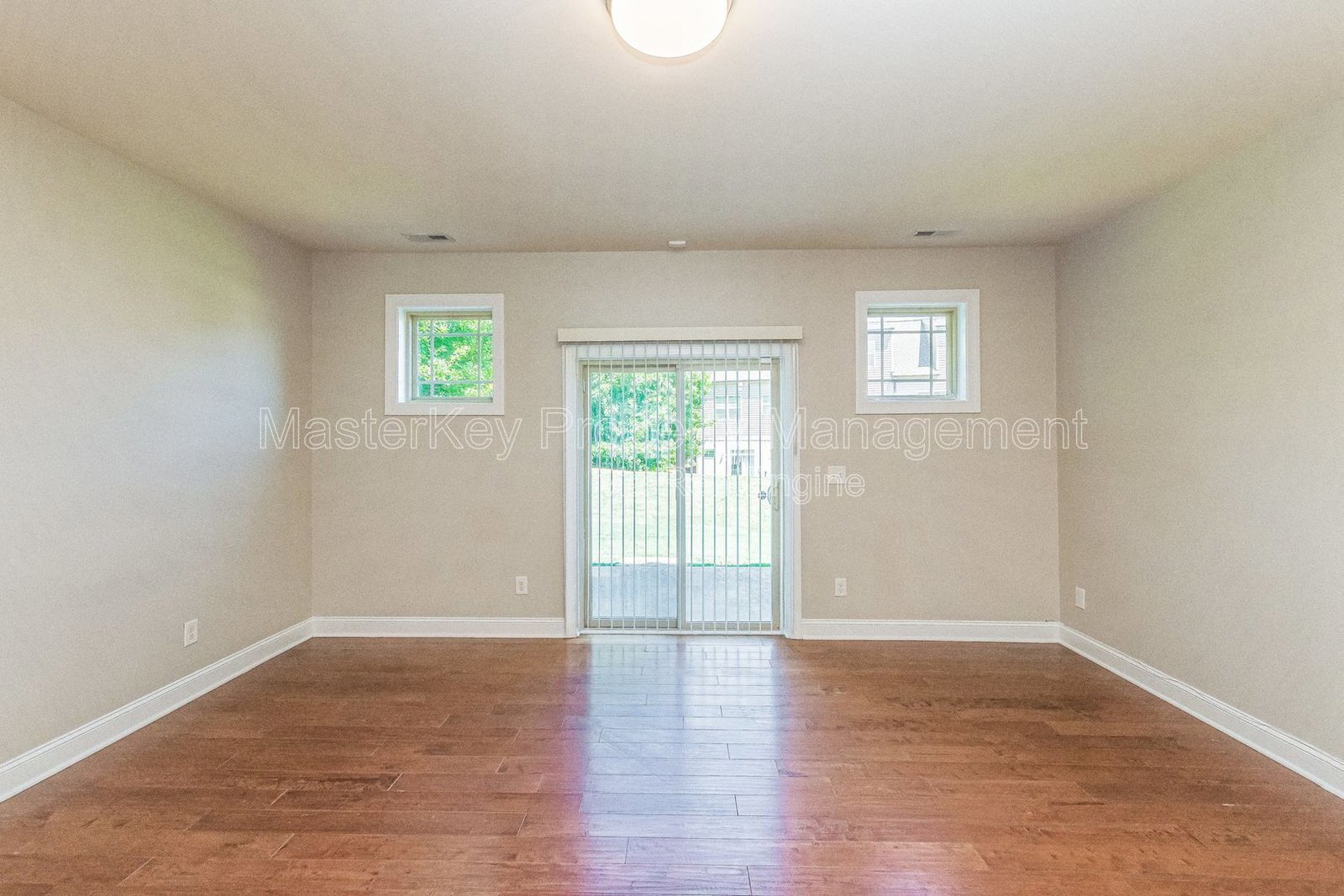 Spacious 2 Bedroom Townhome Located In Raleigh NC!!! property image