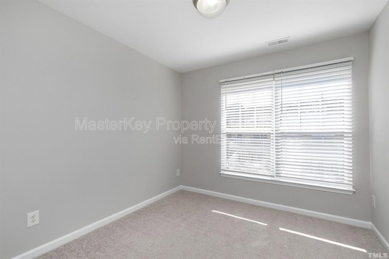 Appealing 3-Bedroom, 2.5 Bathroom Townhome in Cary, NC property image