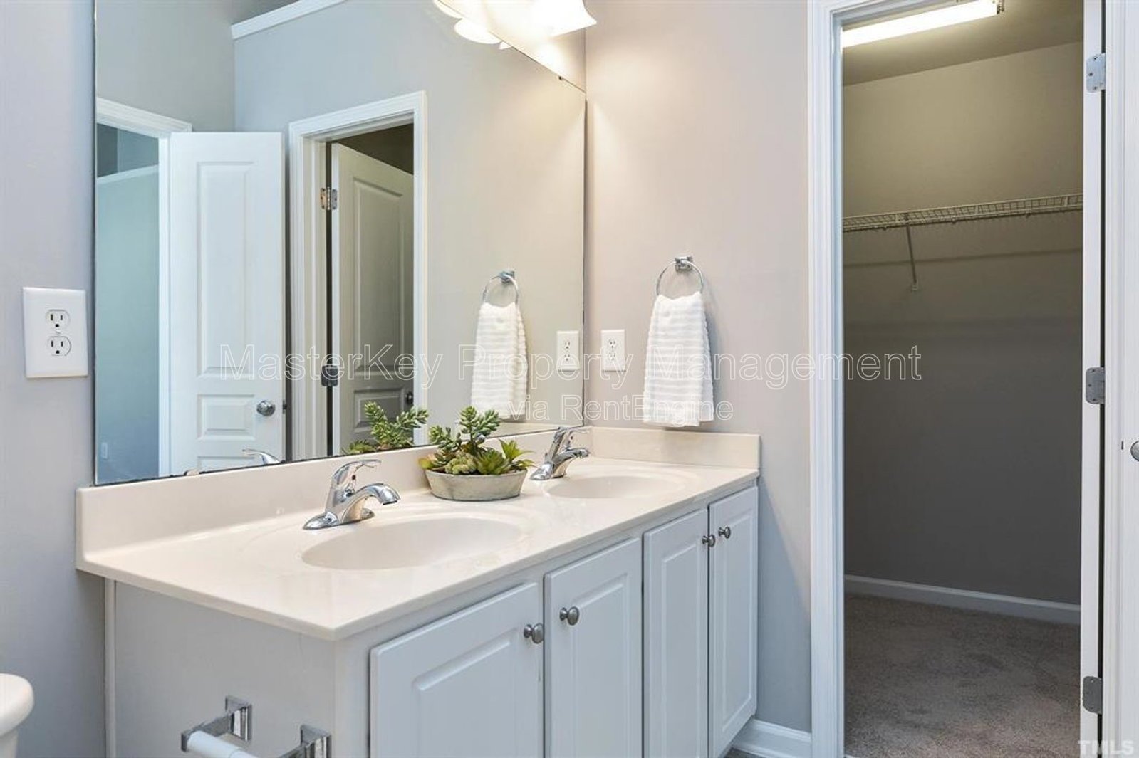 Appealing 3-Bedroom, 2.5 Bathroom Townhome in Cary, NC property image