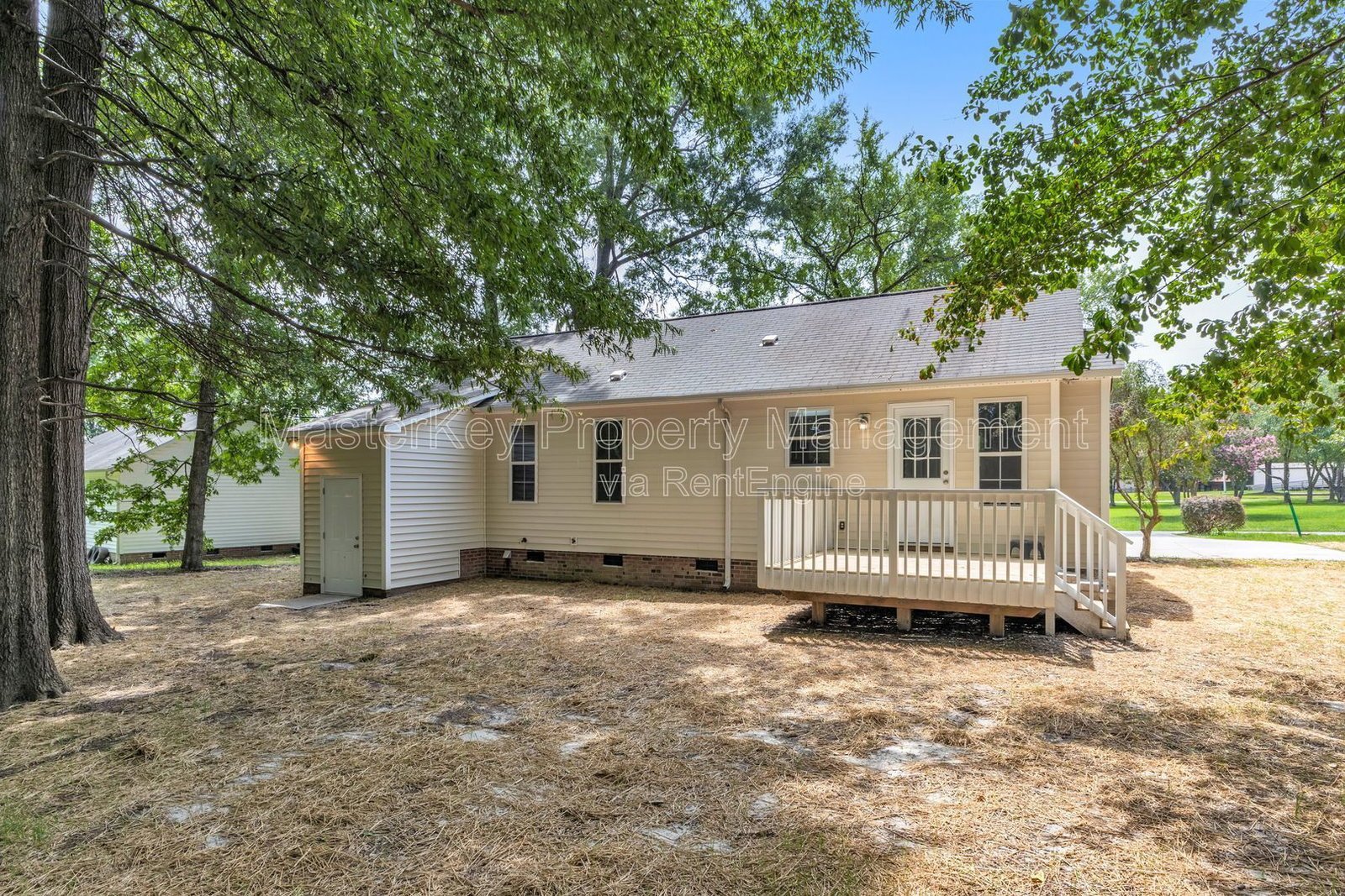 Charming 3-Bedroom, 2 Bathroom Single-Family in Zebulon, NC property image