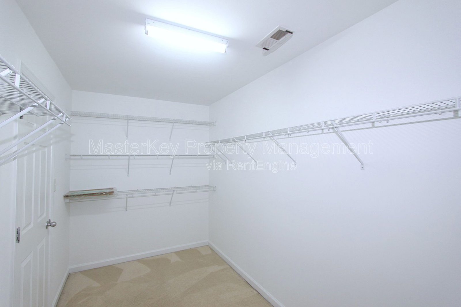 Spacious 3-Bedroom, 2.5 Bathroom Single-Family in Raleigh, NC property image